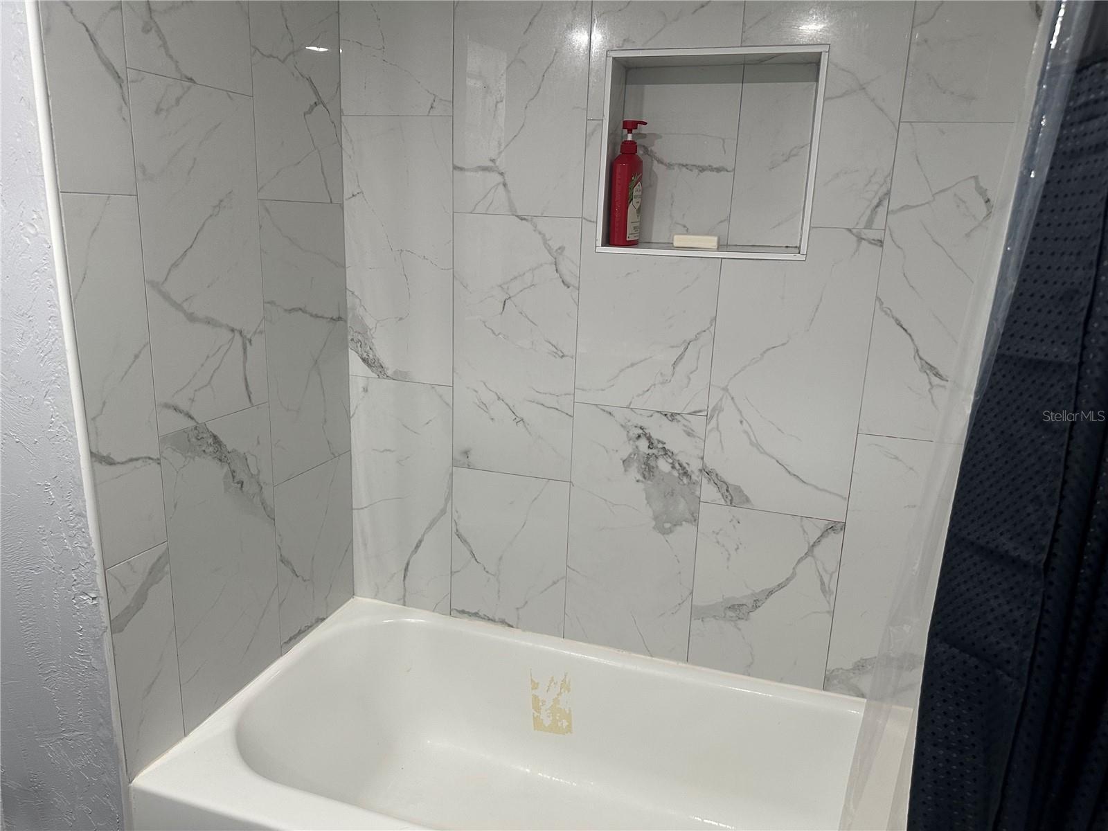 Image 13 of 19 For 1500 Virginia Avenue 212