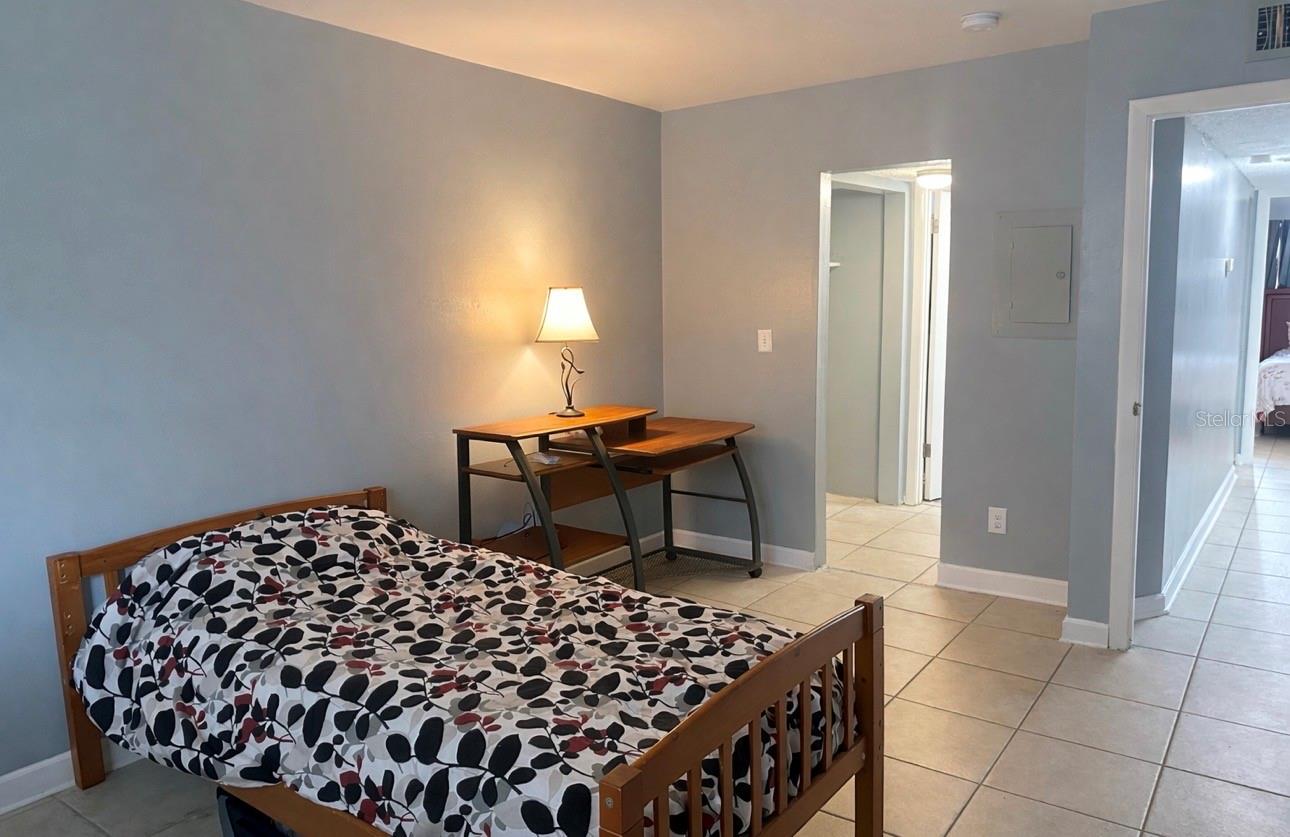 Image 16 of 19 For 1500 Virginia Avenue 212