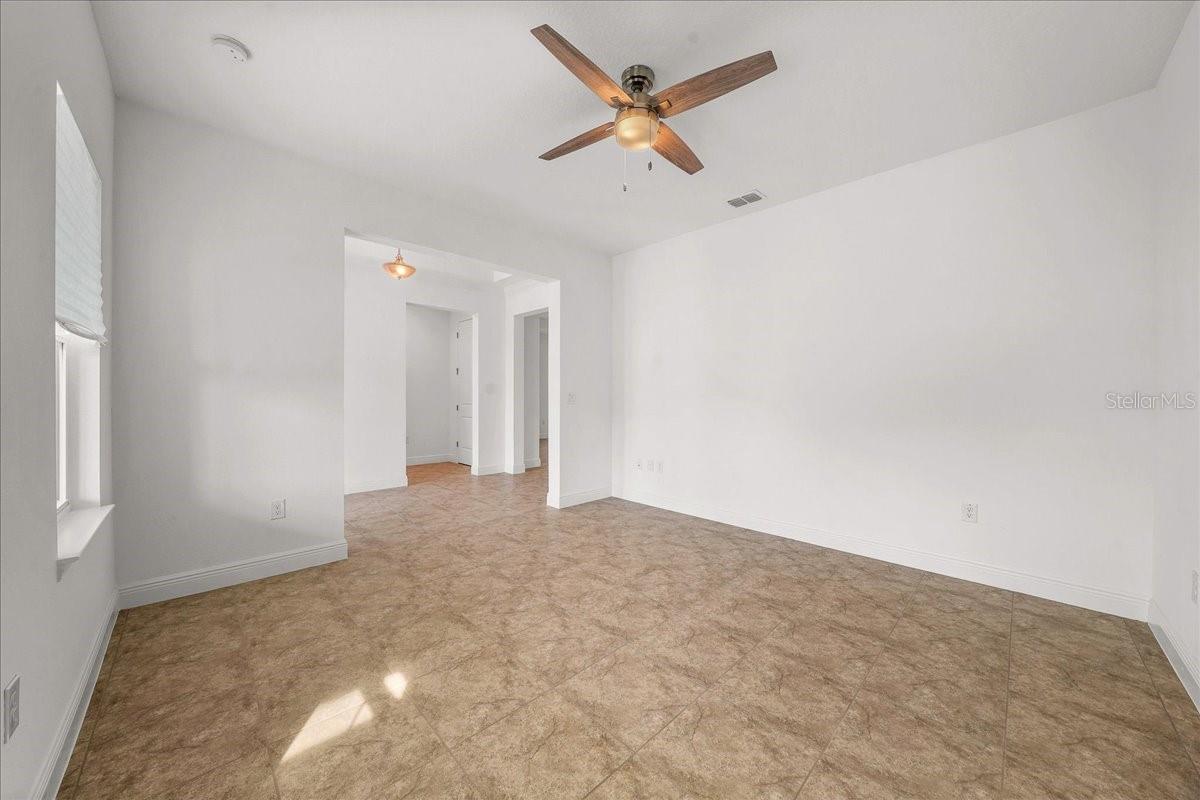 Image 7 of 69 For 10252 96th Loop