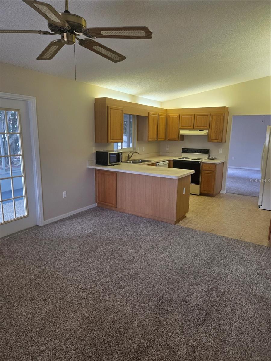 Image 4 of 15 For 17582 96th Court