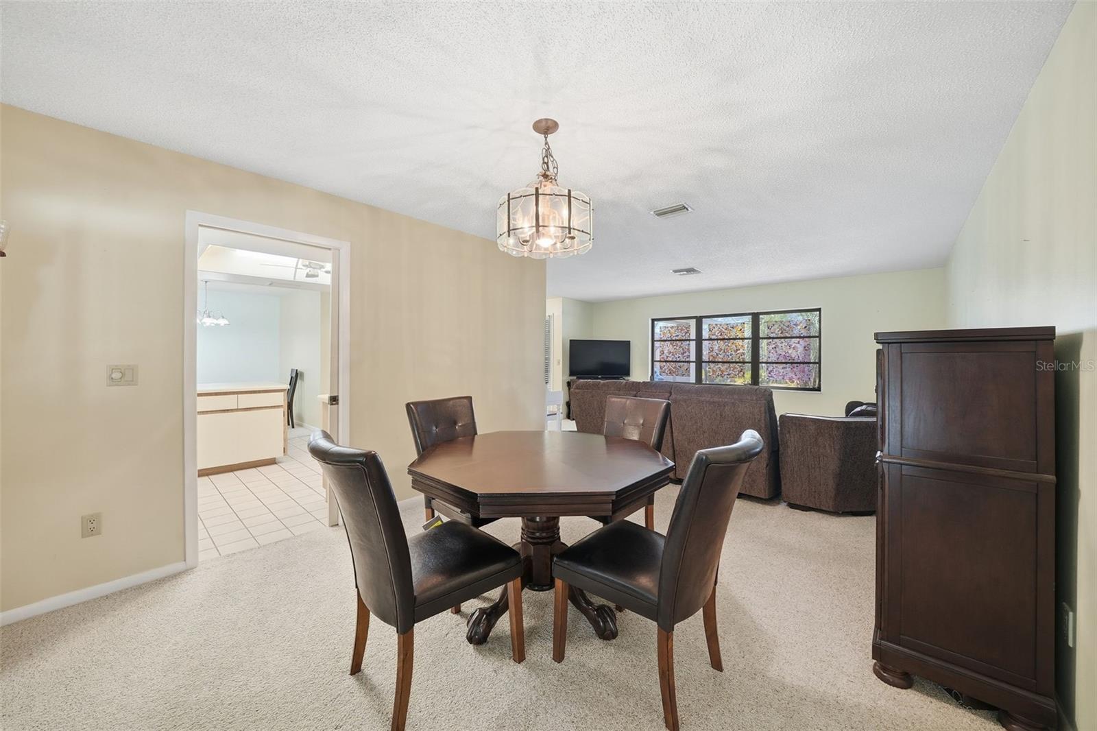 Image 8 of 36 For 4 Blair Court