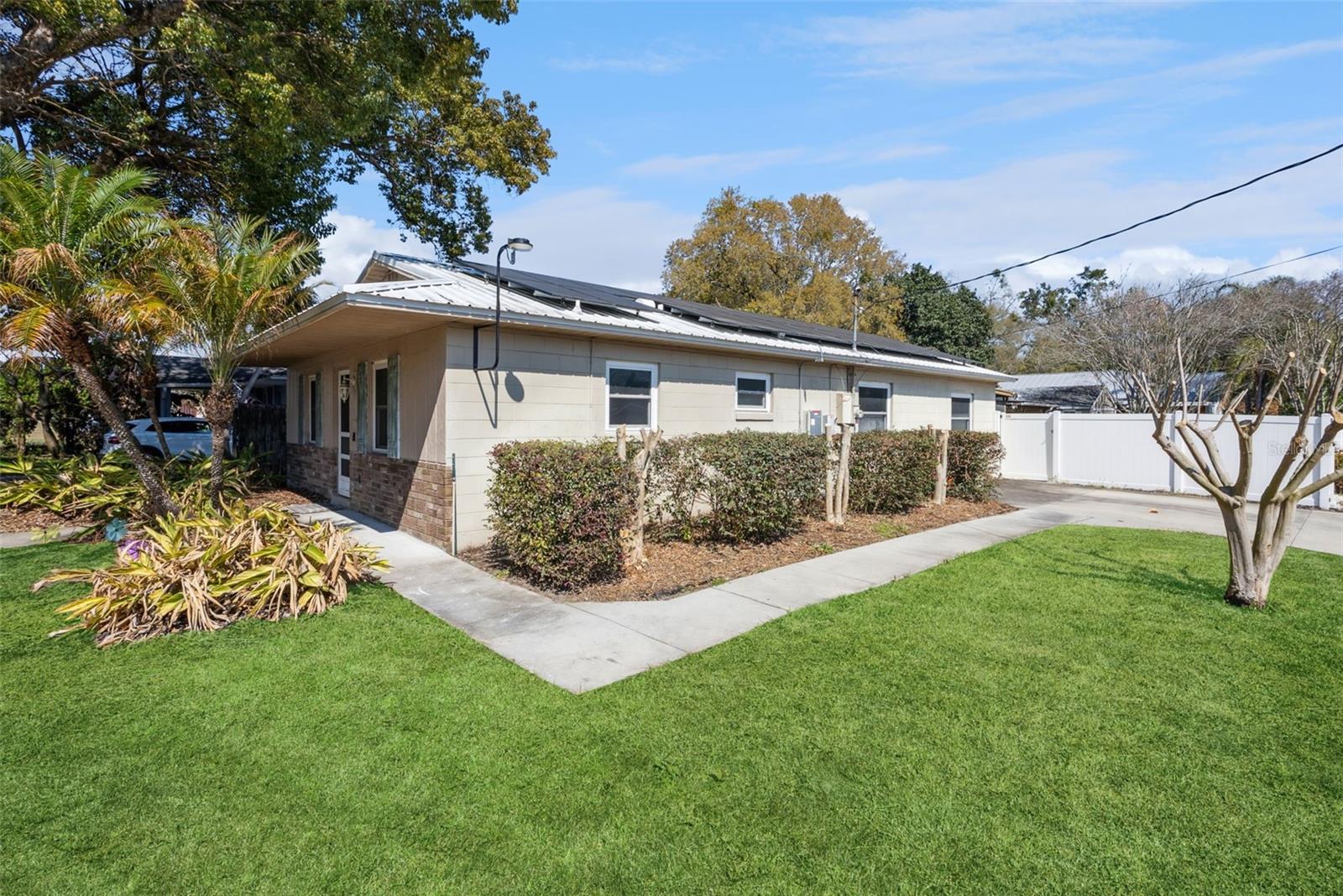 Image 2 of 51 For 3857 Martin Street