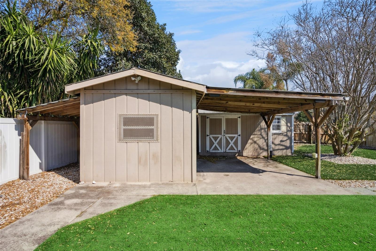 Image 31 of 51 For 3857 Martin Street