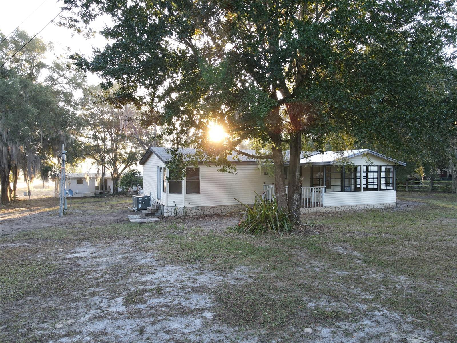 Details for 11821 123rd Avenue, OCKLAWAHA, FL 32179