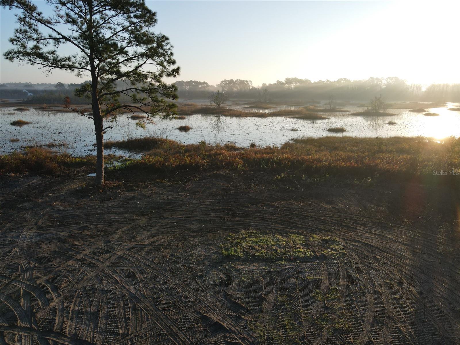 Image 27 of 34 For 11821 123rd Avenue