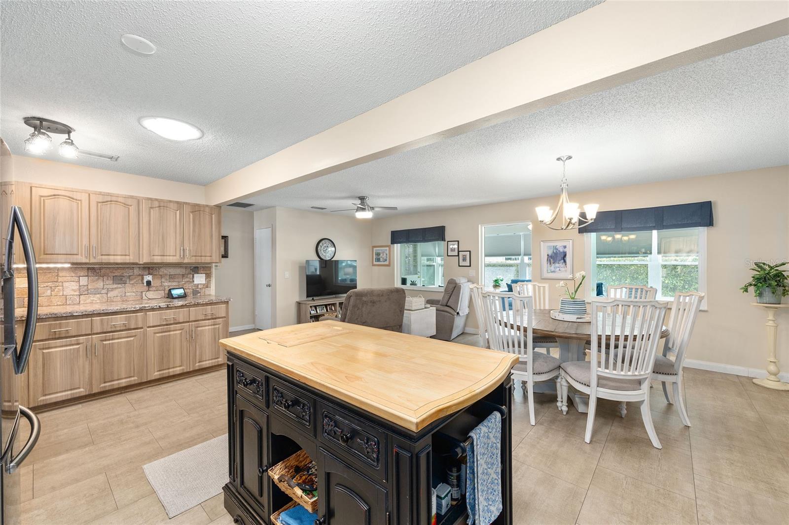 Image 23 of 47 For 8708 95th Lane A