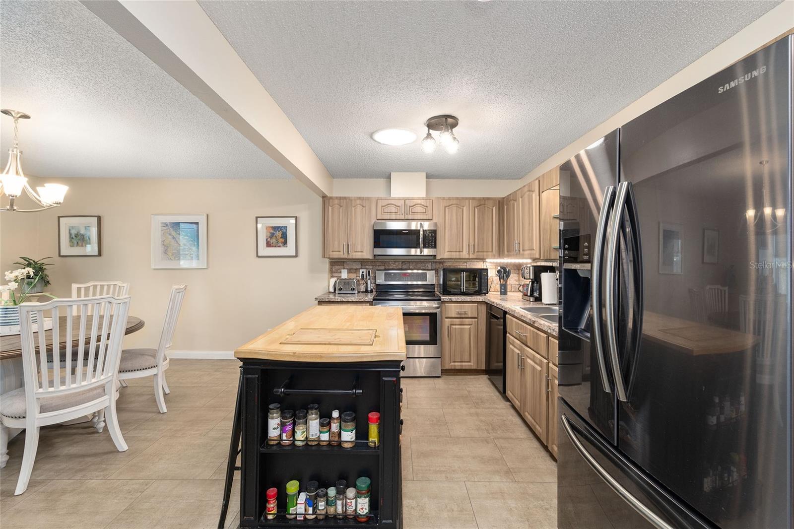 Image 28 of 47 For 8708 95th Lane A