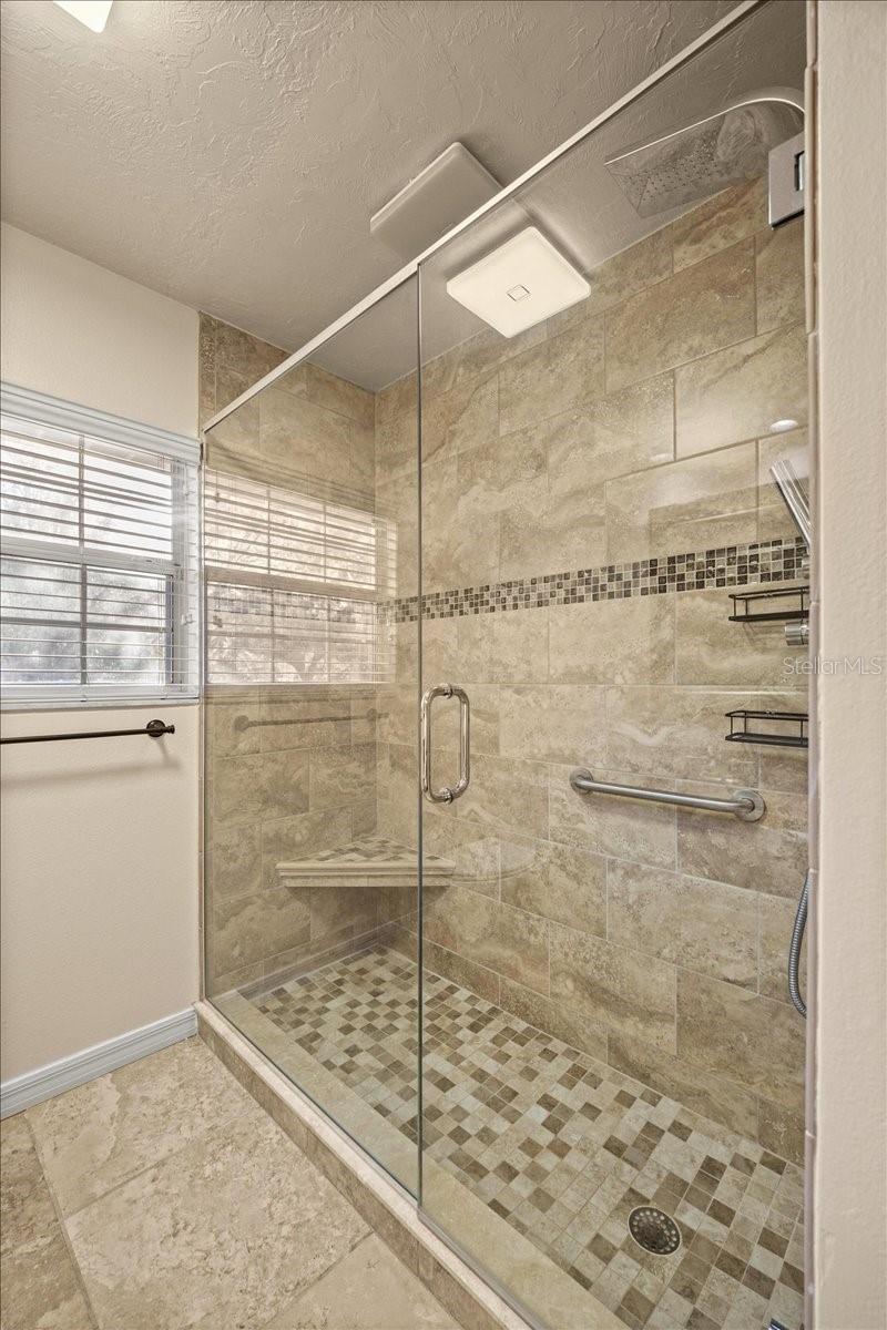 Image 37 of 69 For 2420 15th Street