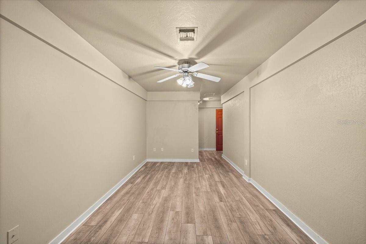 Image 42 of 69 For 2420 15th Street