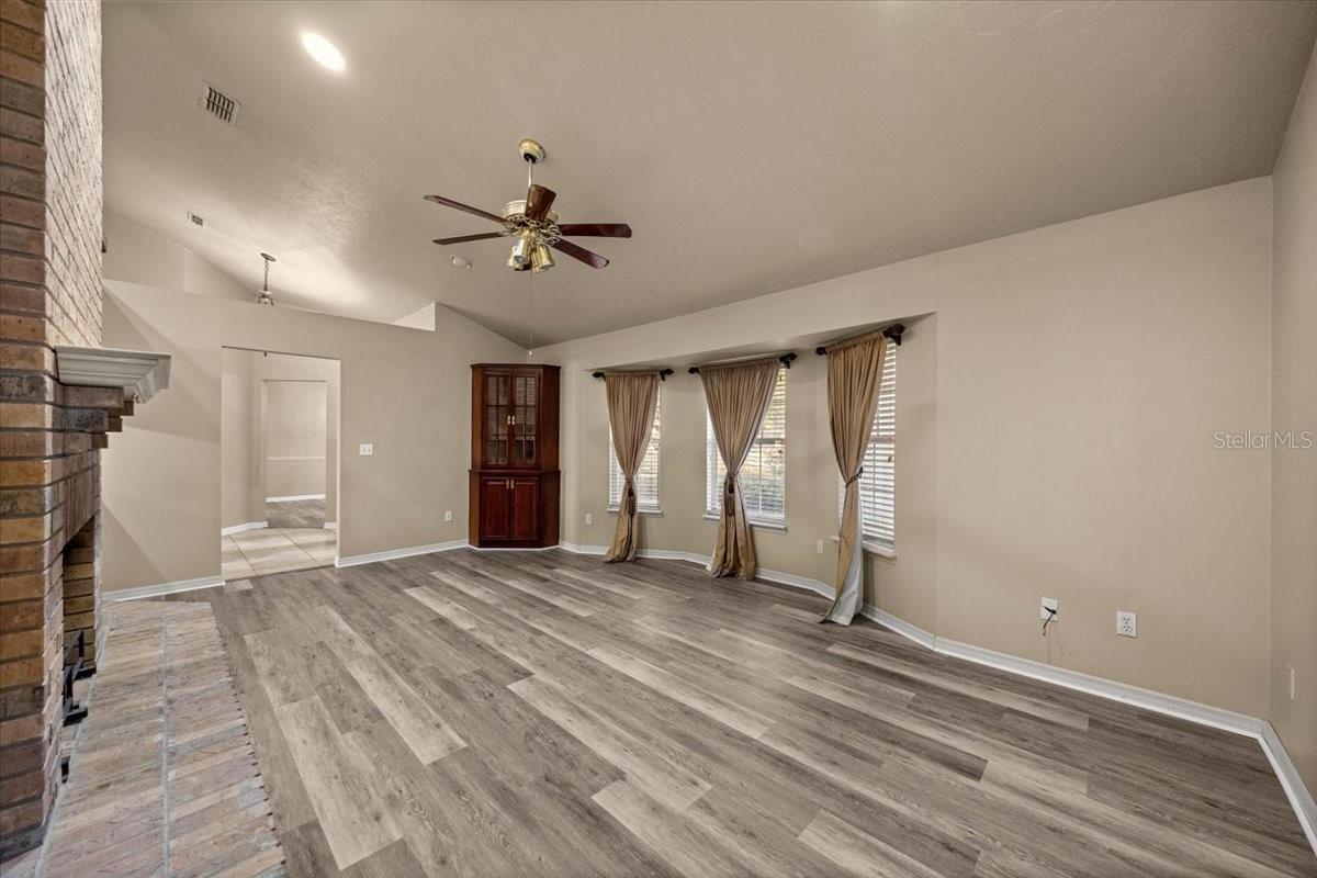 Image 68 of 69 For 2420 15th Street