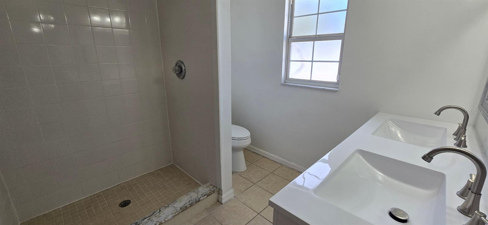 Image 10 of 15 For 38 Banyan Course B