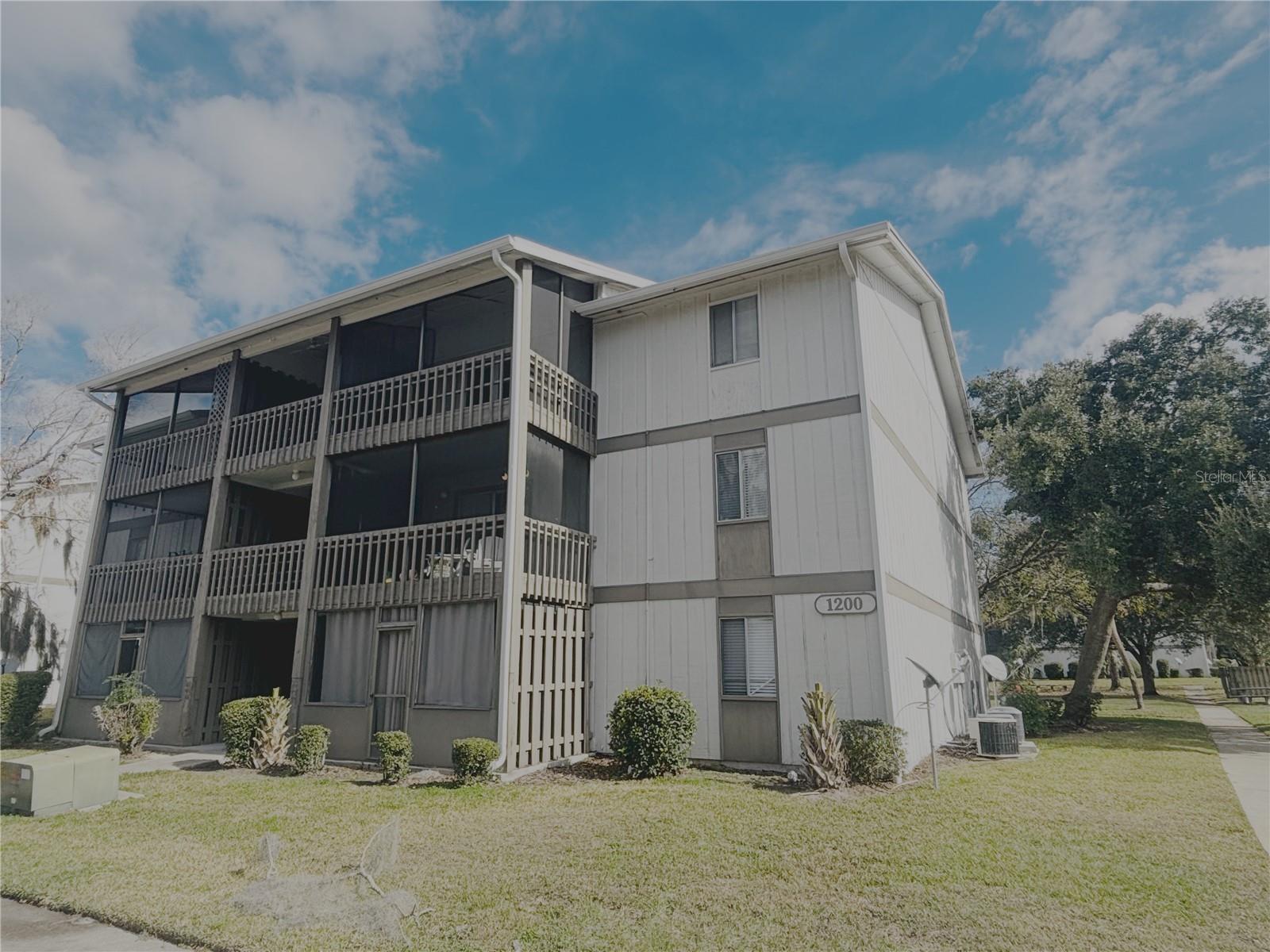 Image 2 of 18 For 6519 Newberry Road 1209