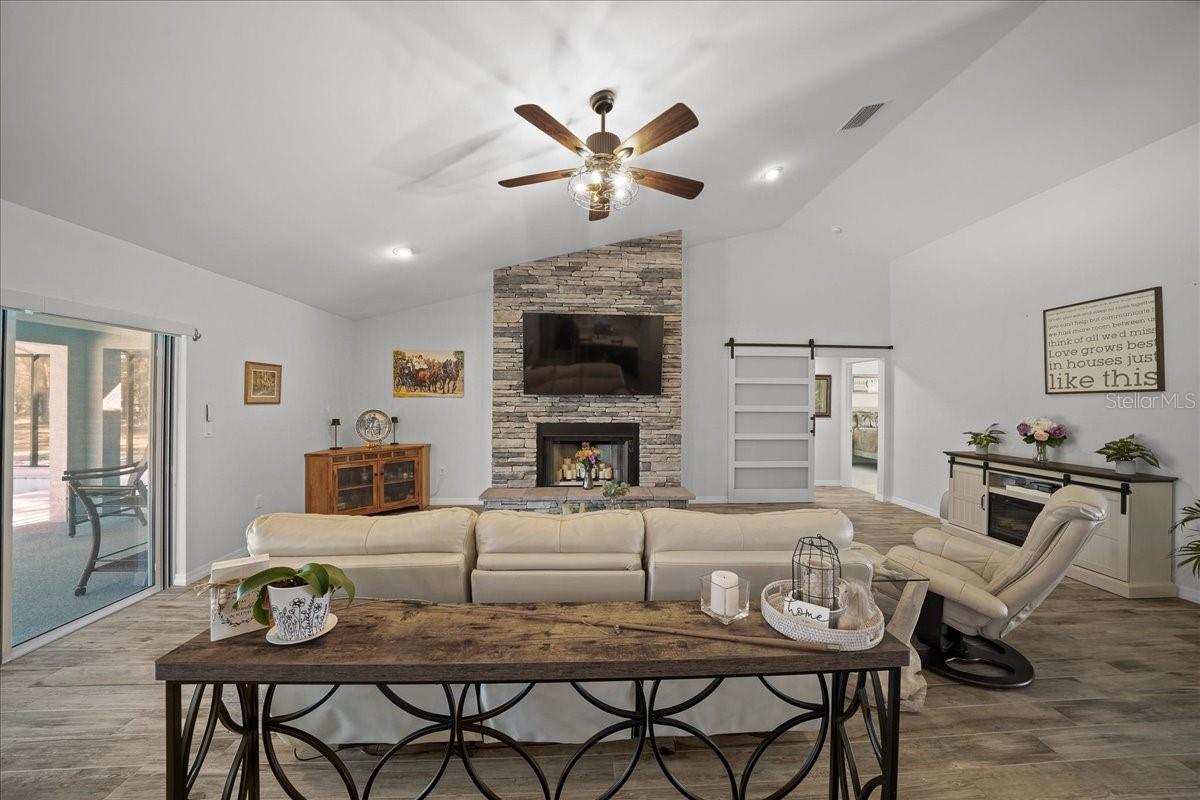 Image 20 of 93 For 6655 145th Avenue Road