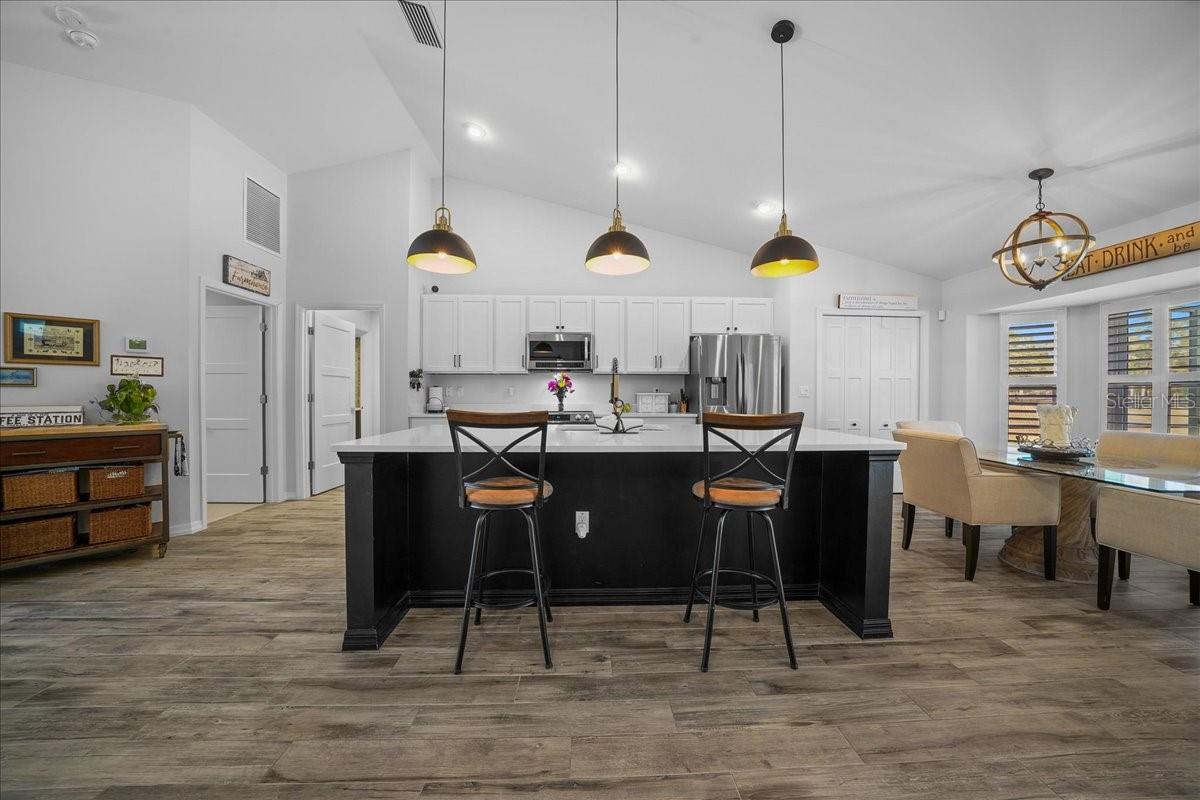 Image 21 of 93 For 6655 145th Avenue Road