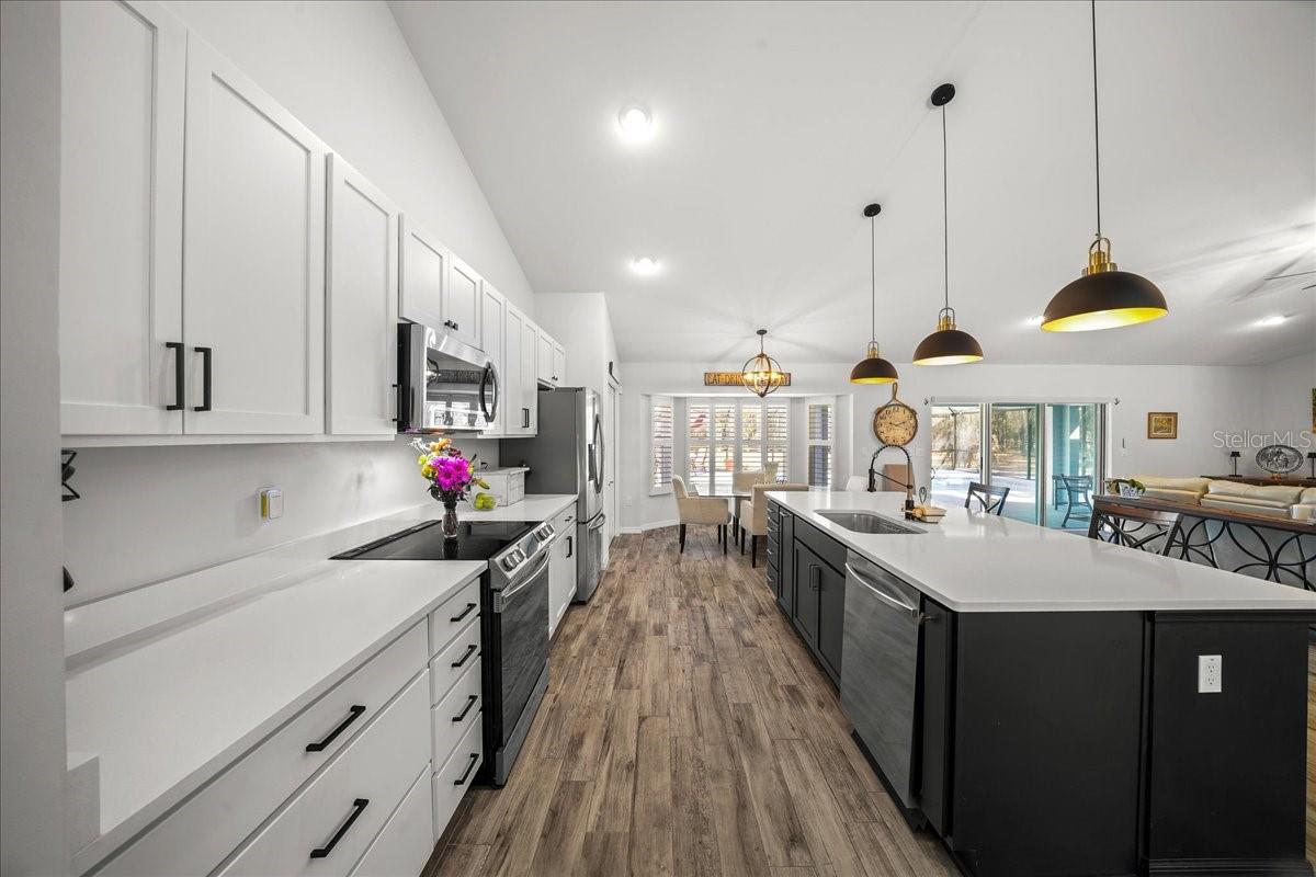 Image 25 of 93 For 6655 145th Avenue Road