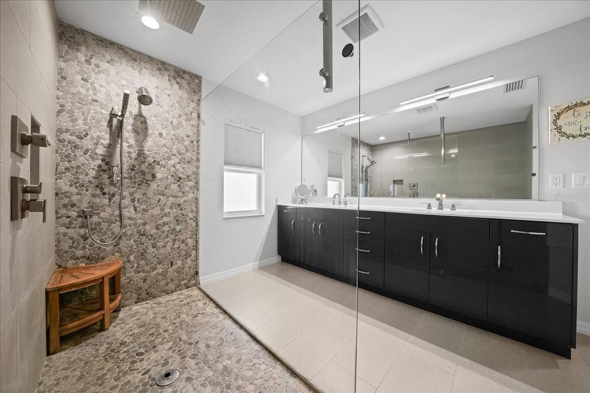 Image 43 of 93 For 6655 145th Avenue Road