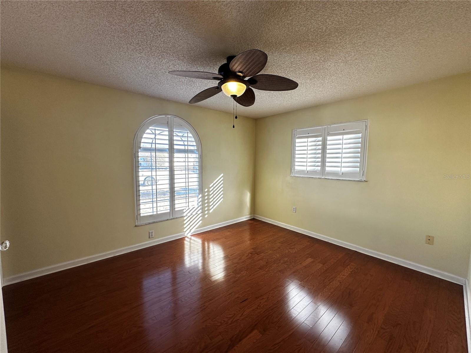 Image 8 of 11 For 2158 50th Avenue