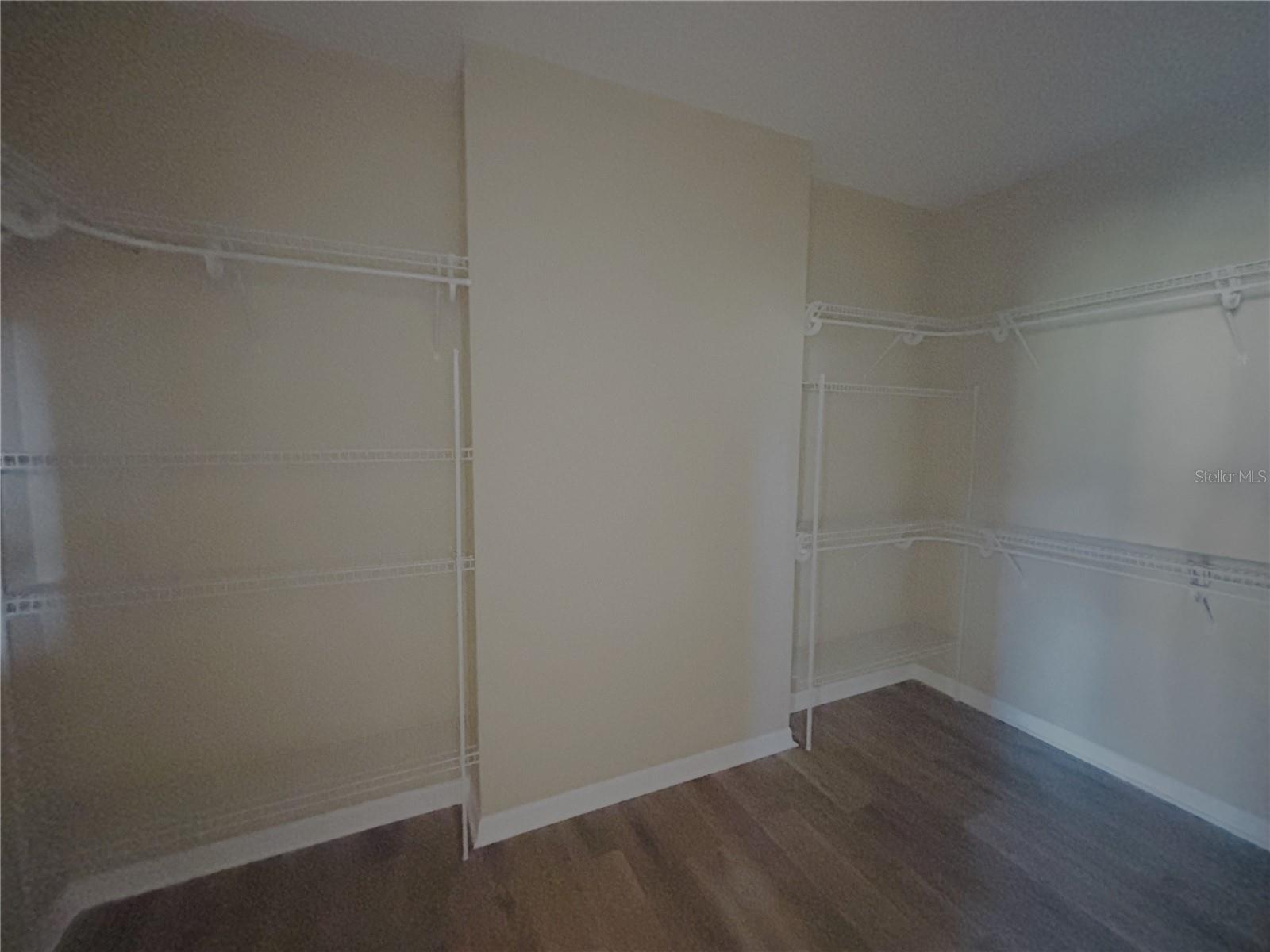 Image 17 of 45 For 4940 63rd Loop