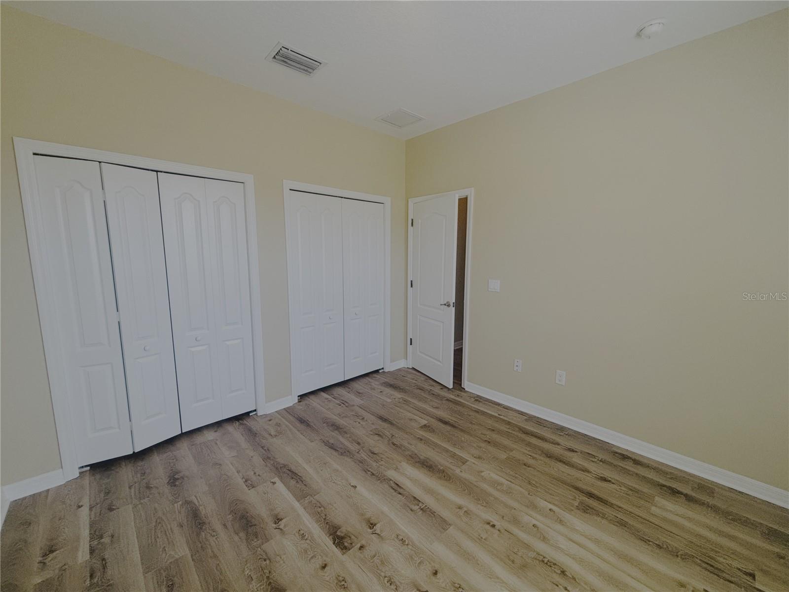 Image 31 of 45 For 4940 63rd Loop