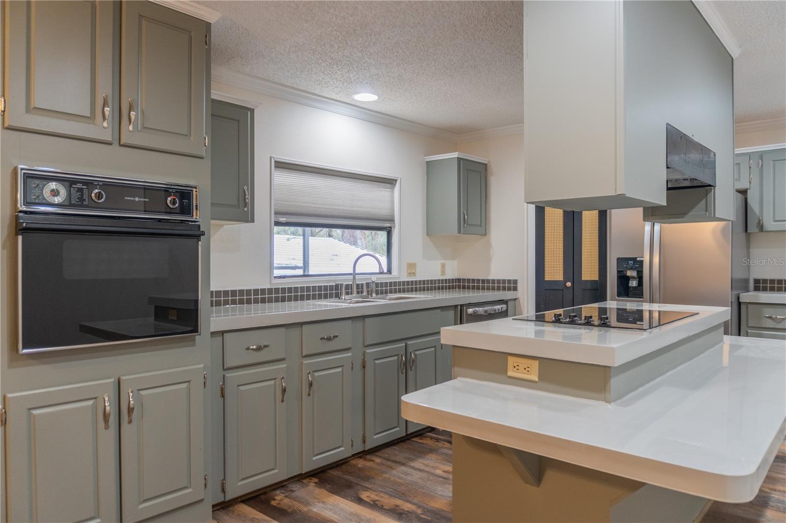 Image 23 of 96 For 1154 95th Street