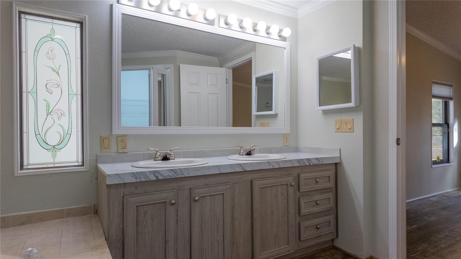 Image 34 of 96 For 1154 95th Street