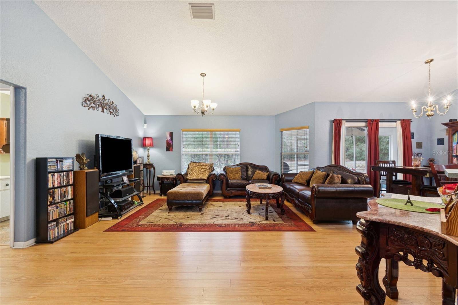 Image 3 of 26 For 8067 135th Loop