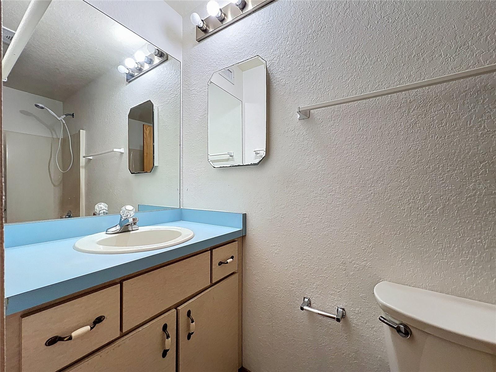 Listing photo id 19 for 295 Locust Pass