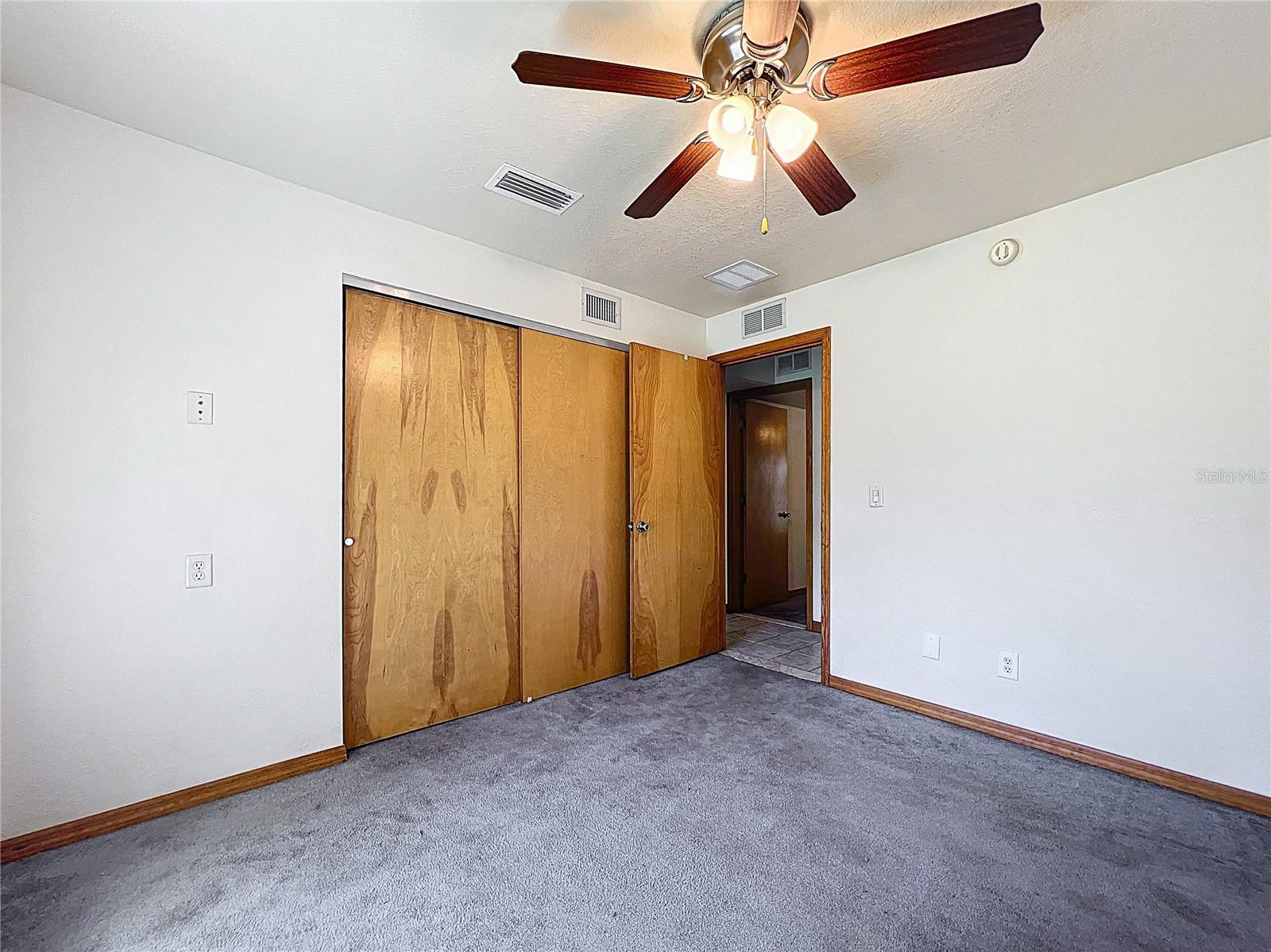 Listing photo id 23 for 295 Locust Pass