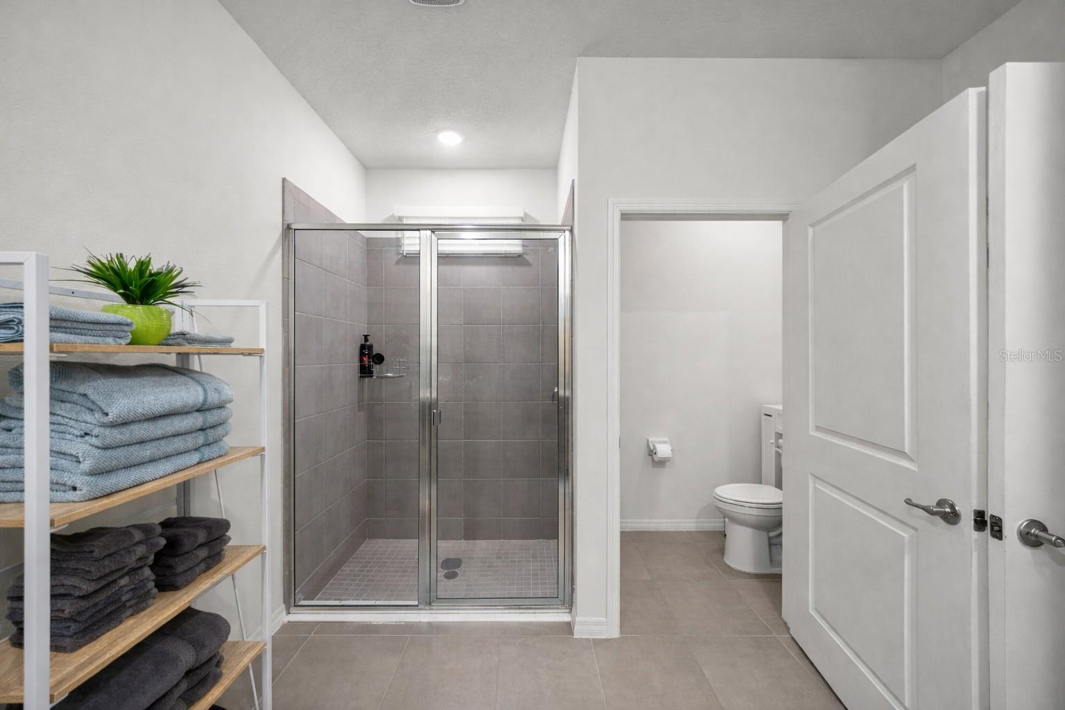 Image 22 of 76 For 4336 55th Court