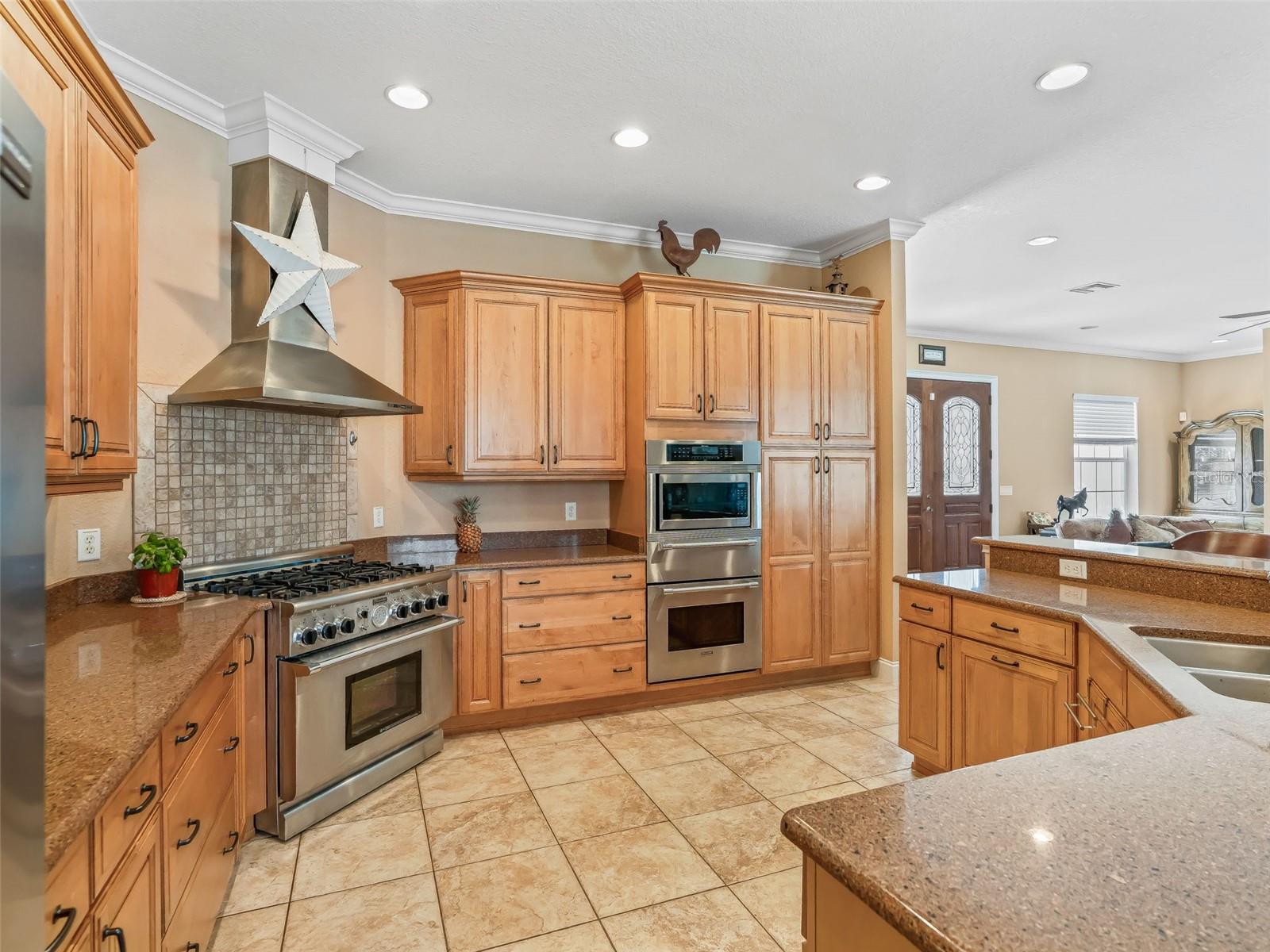 Image 17 of 53 For 3030 95th Avenue Road