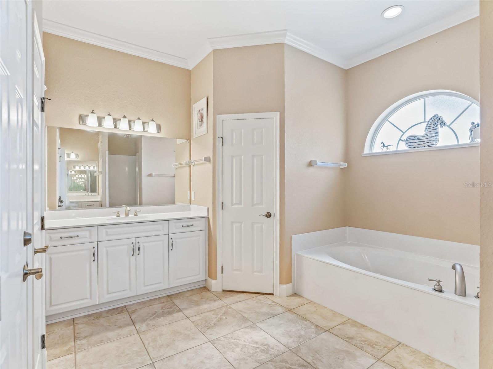 Image 21 of 53 For 3030 95th Avenue Road