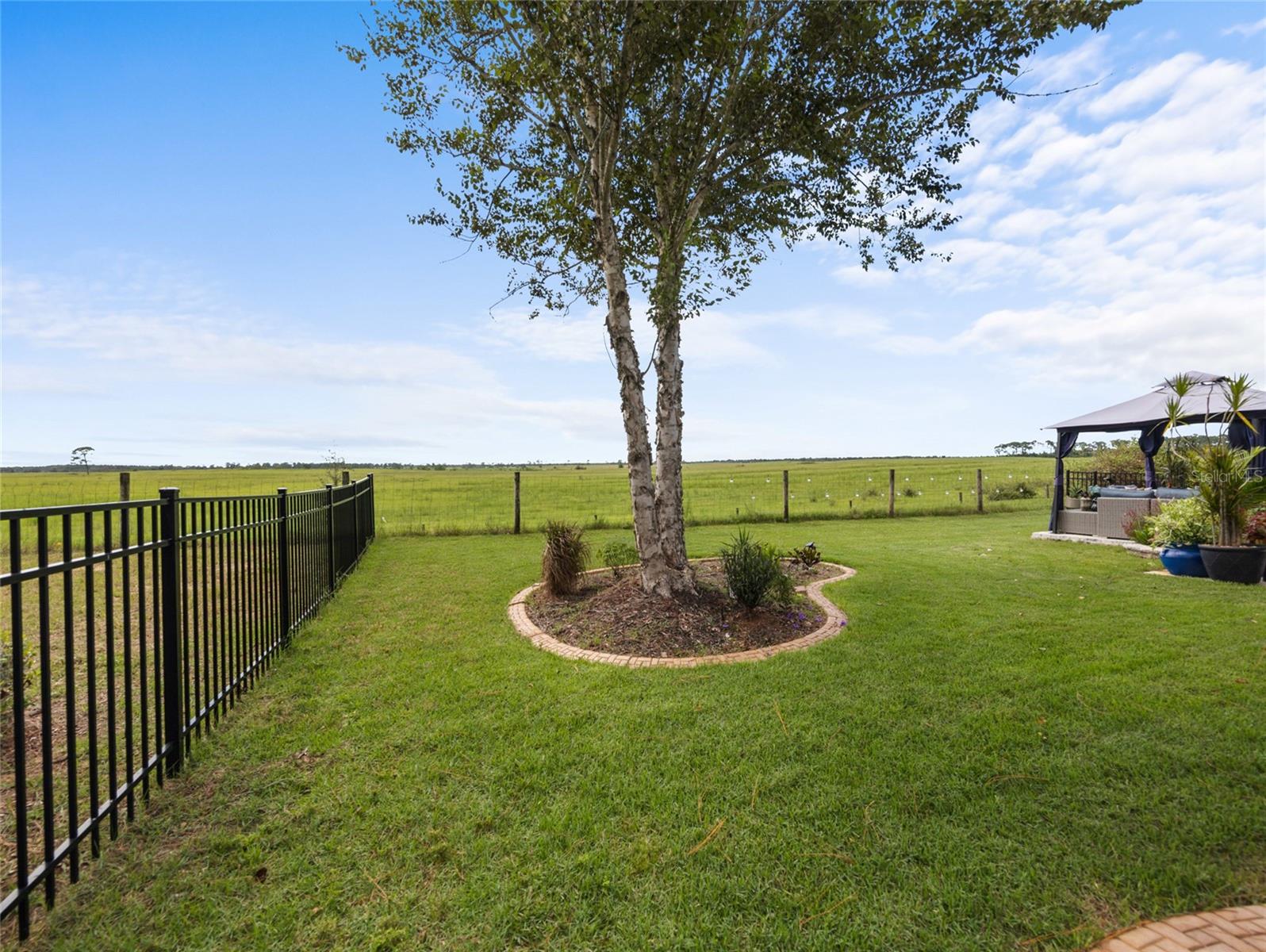 Image 17 of 23 For 7456 101st Court