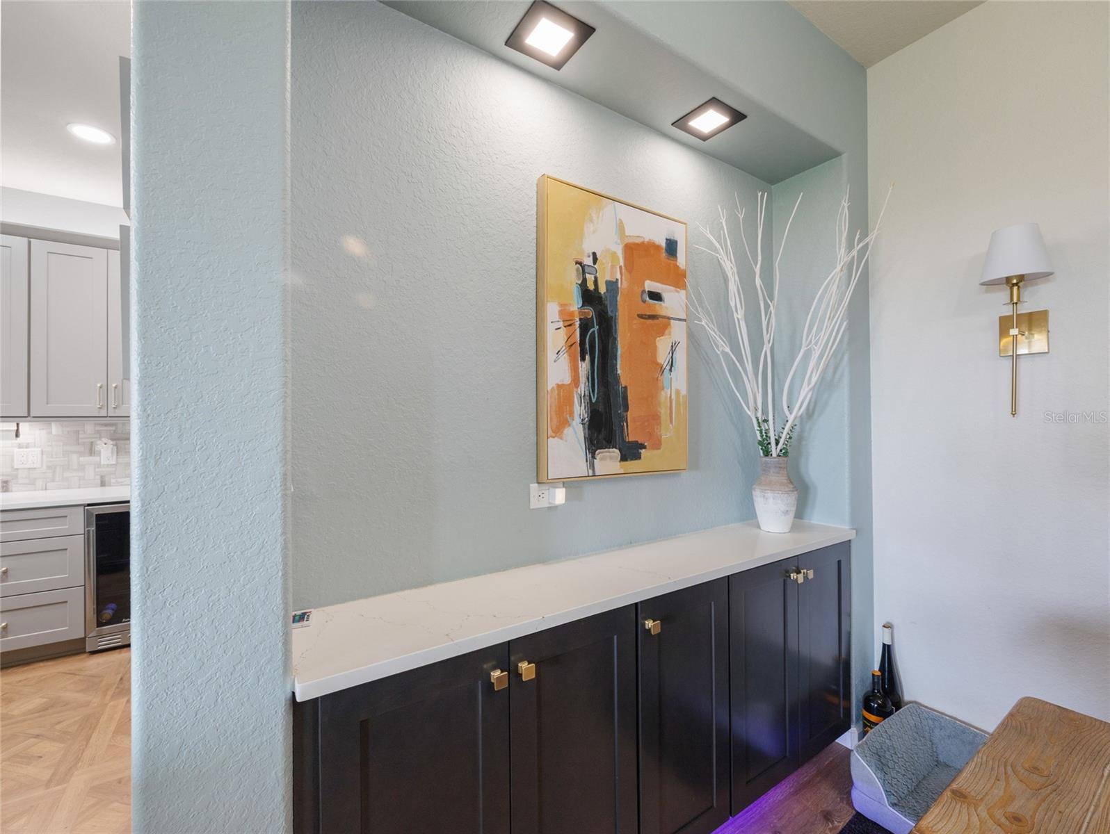 Image 8 of 23 For 7456 101st Court