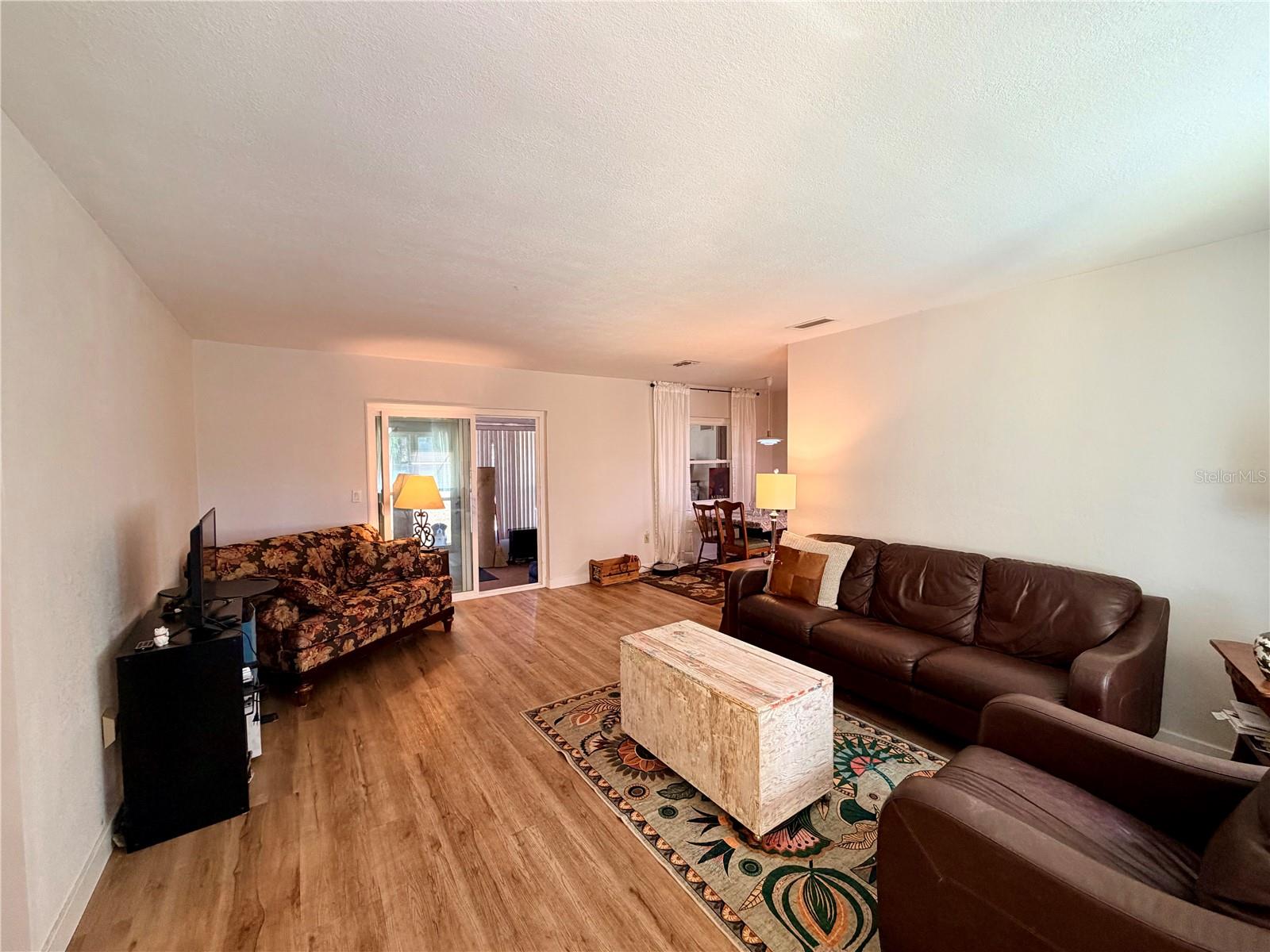 Image 7 of 25 For 6633 Gurley Street