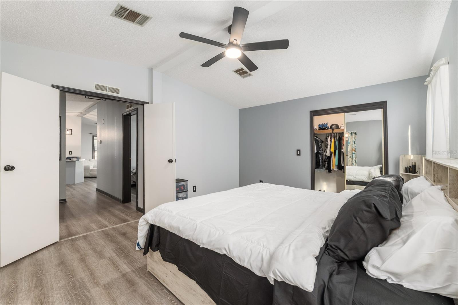 Image 30 of 70 For 6832 3rd Place