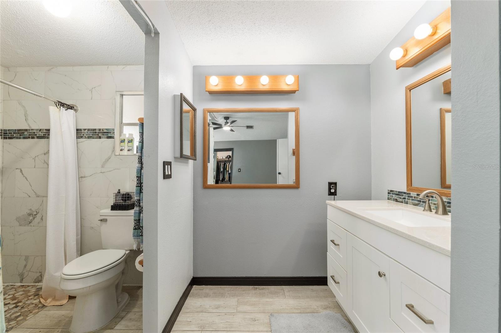 Image 31 of 70 For 6832 3rd Place