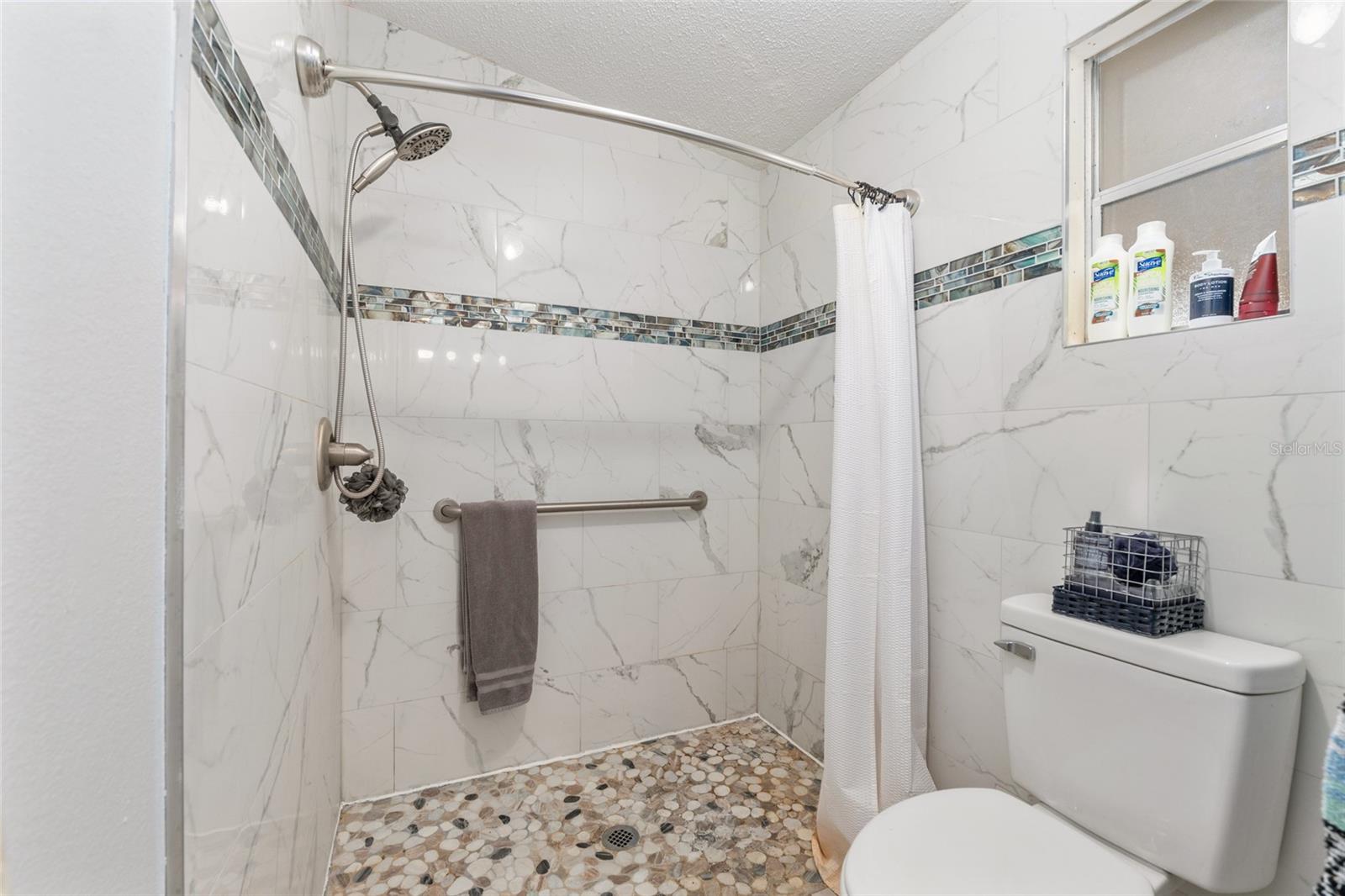 Image 33 of 70 For 6832 3rd Place