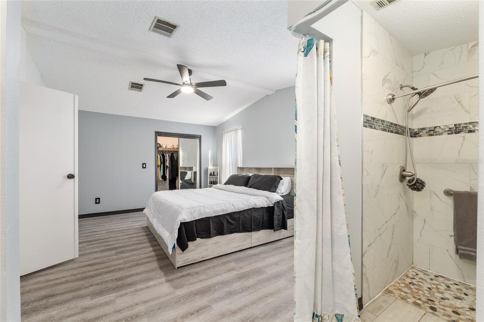 Image 34 of 70 For 6832 3rd Place