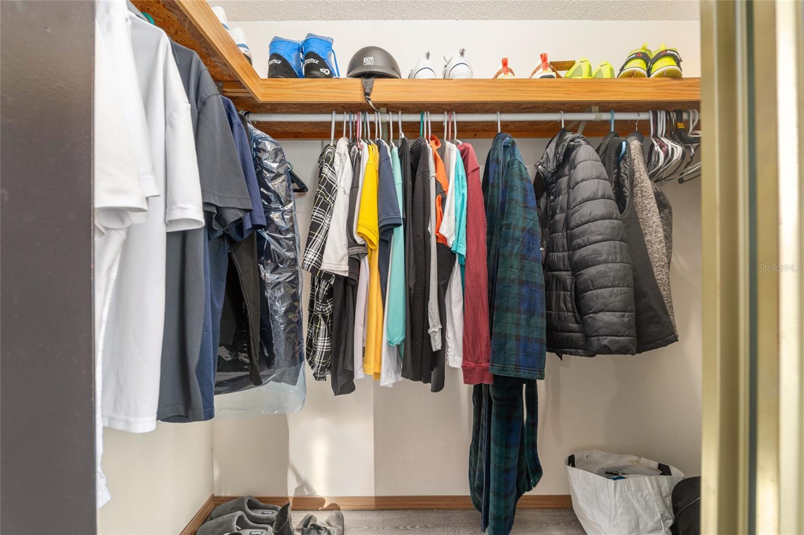 Image 35 of 70 For 6832 3rd Place