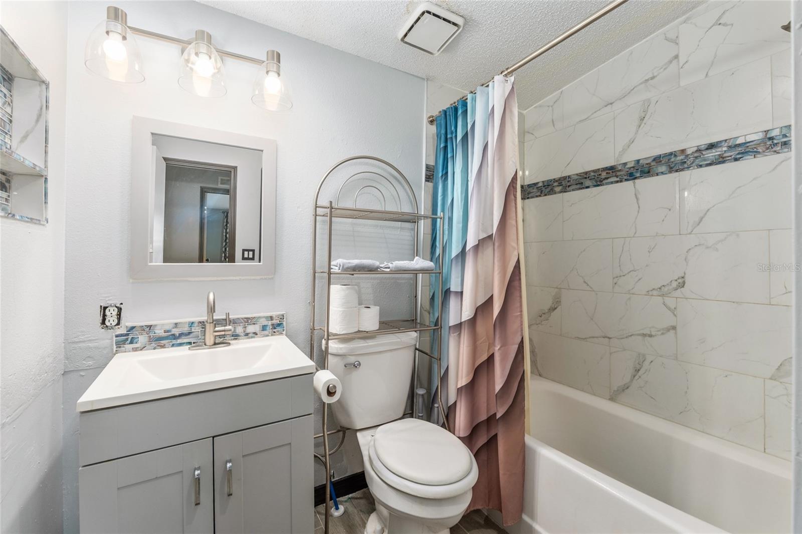 Image 40 of 70 For 6832 3rd Place