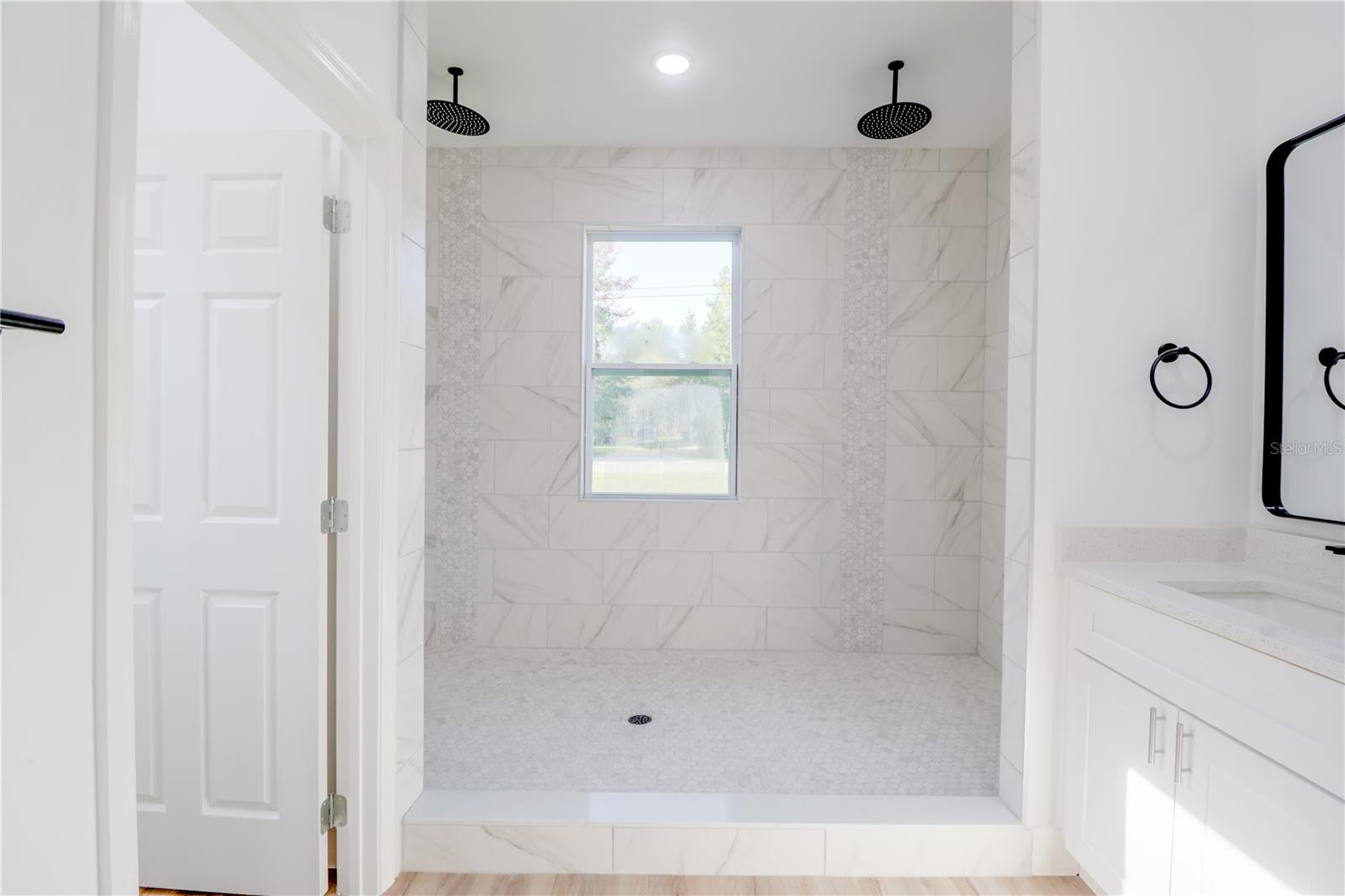 Image 16 of 30 For 125 Fisher Way