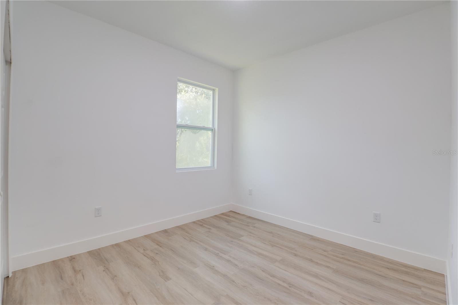 Image 19 of 30 For 125 Fisher Way