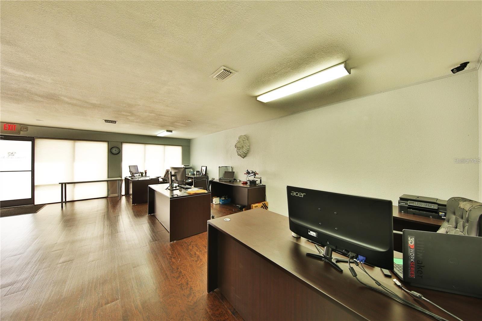 Image 8 of 14 For 1905 College Road 3 & 4