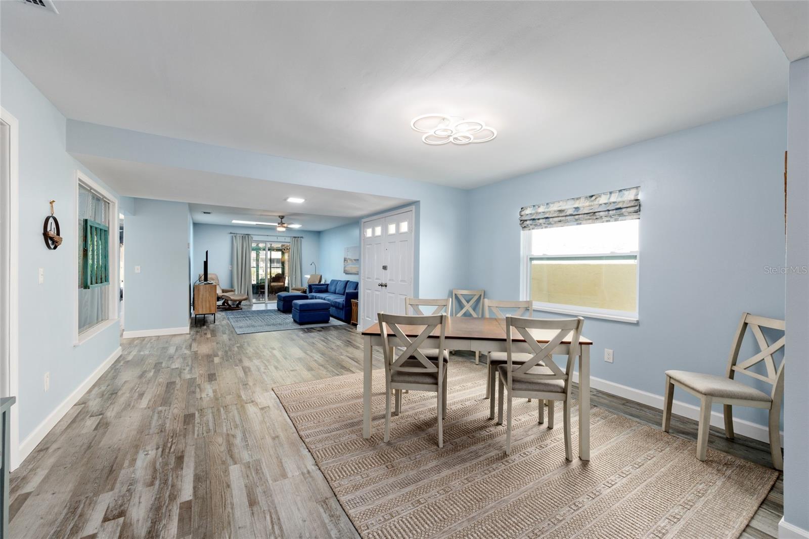 Image 13 of 47 For 11491 Riverhaven Drive