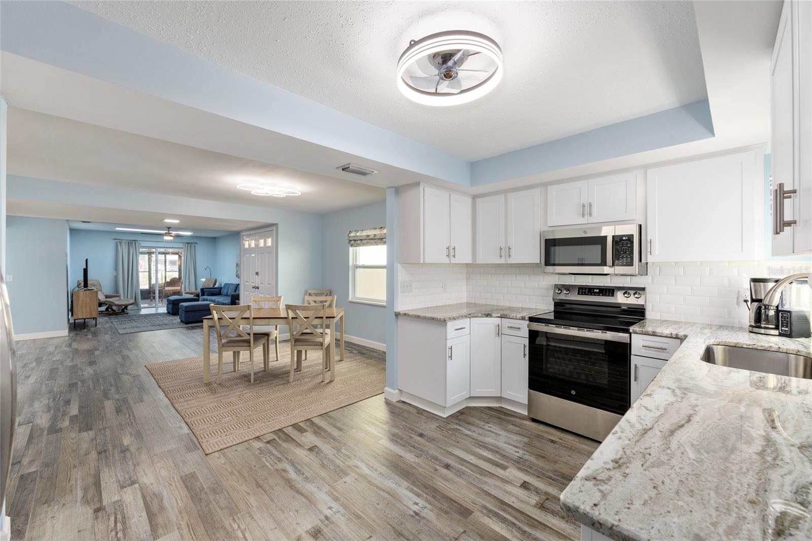 Image 17 of 47 For 11491 Riverhaven Drive