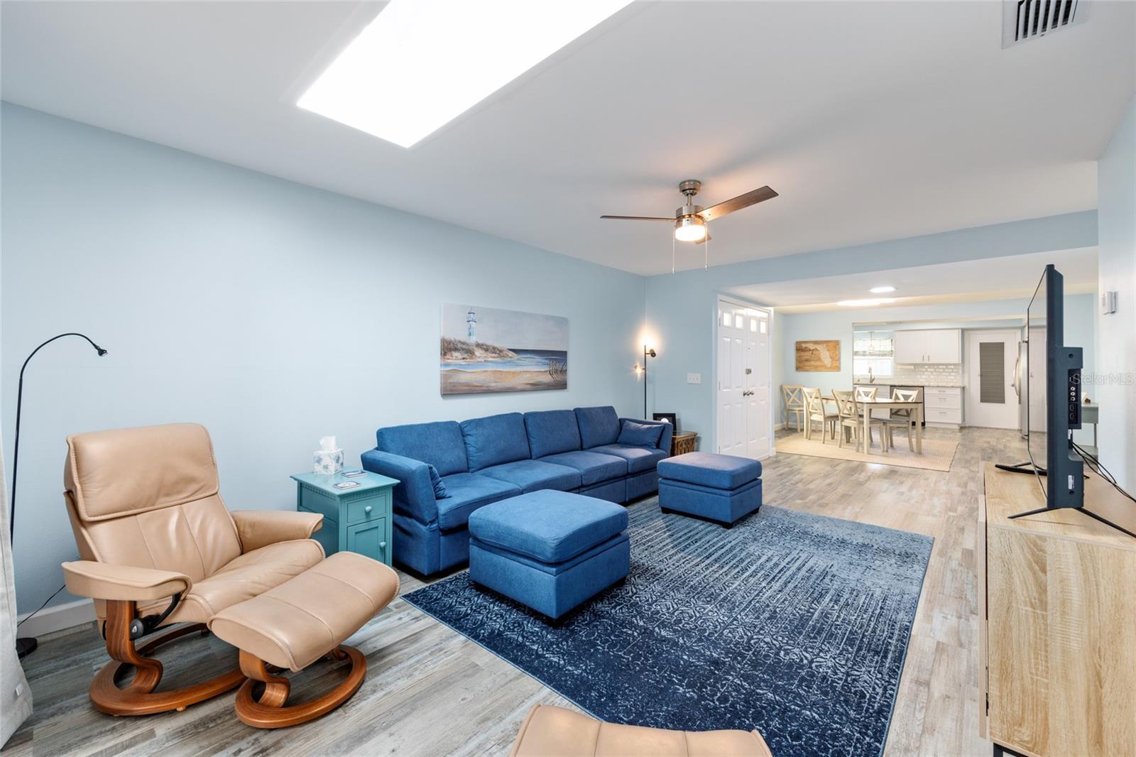 Image 22 of 47 For 11491 Riverhaven Drive