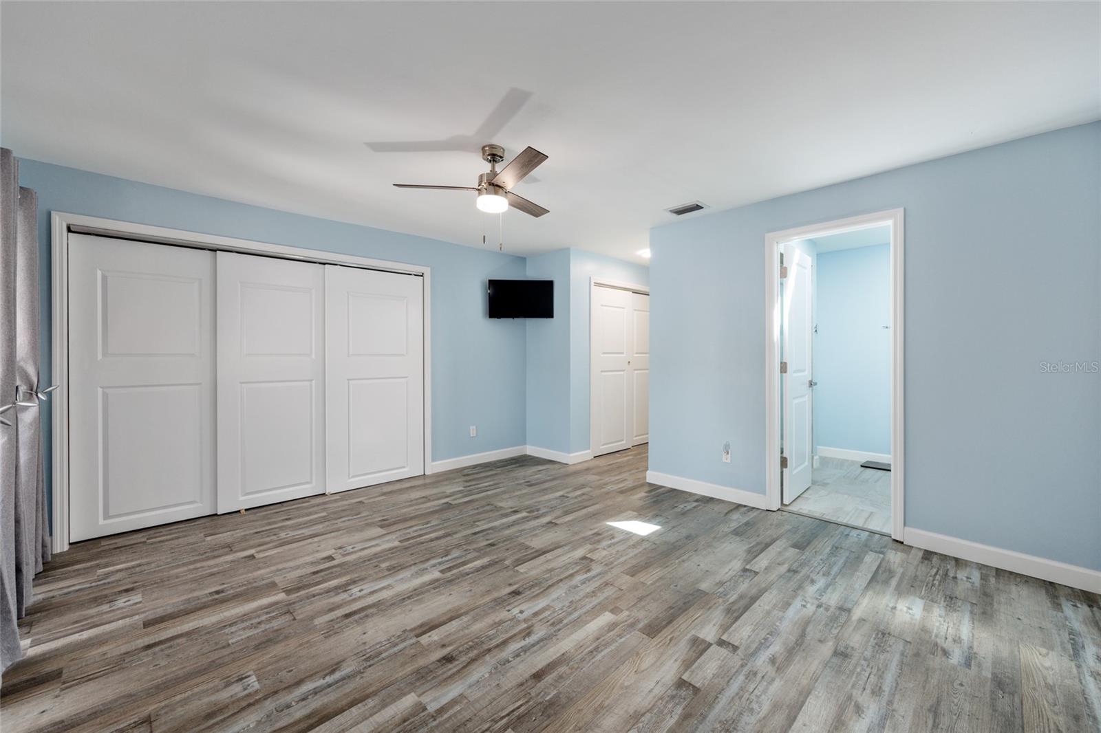 Image 25 of 47 For 11491 Riverhaven Drive