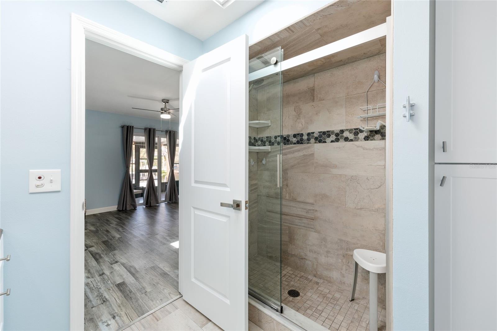 Image 27 of 47 For 11491 Riverhaven Drive