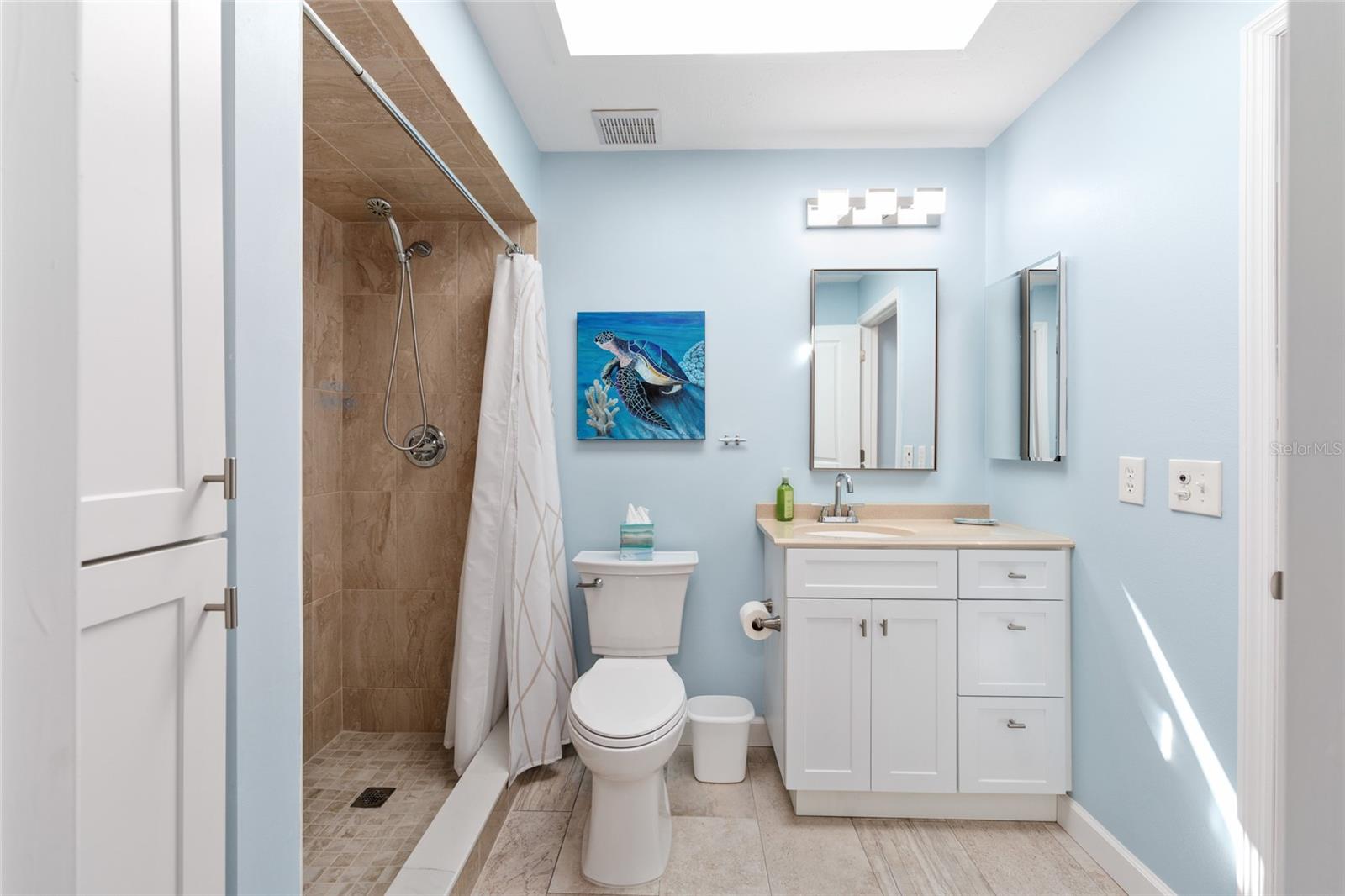 Image 32 of 47 For 11491 Riverhaven Drive