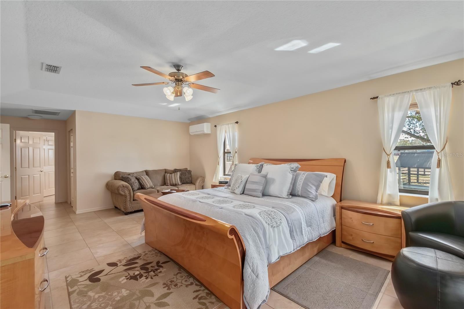 Image 30 of 96 For 4700 157th Court